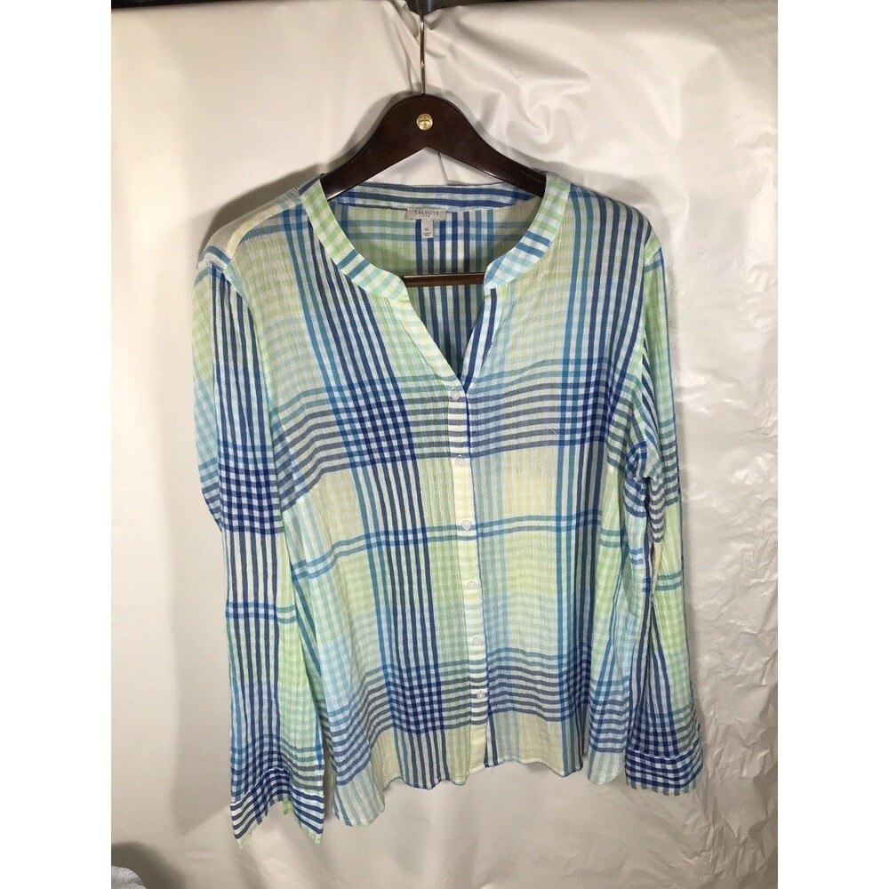 2 Talbots Wrinkle Resistant Button Down Tops Wome… - image 3